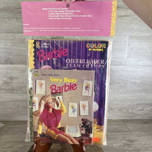 NIB Mattel 1998 Barbie Travel Fun Kit w/ Busy Barbie Little Gold Book, Coloring - Picture 1 of 10